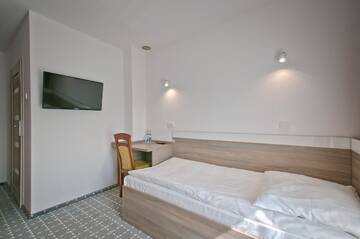 Фото номера Двухместный номер с 1 кроватью Отель Hotel Sezam Kraczkowa г. Крачкова 7