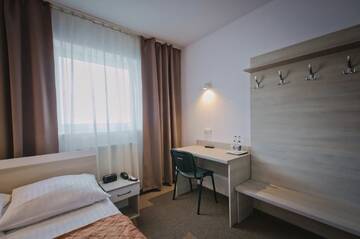 Фото номера Двухместный номер с 1 кроватью Отель Hotel Sezam Kraczkowa г. Крачкова 4