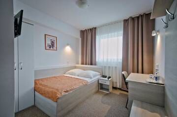 Фото номера Двухместный номер с 1 кроватью Отель Hotel Sezam Kraczkowa г. Крачкова 5